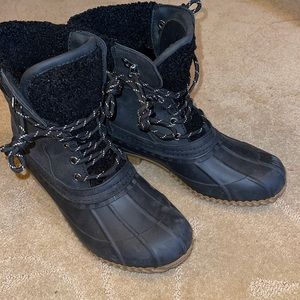 tommy hilfiger boots❤️